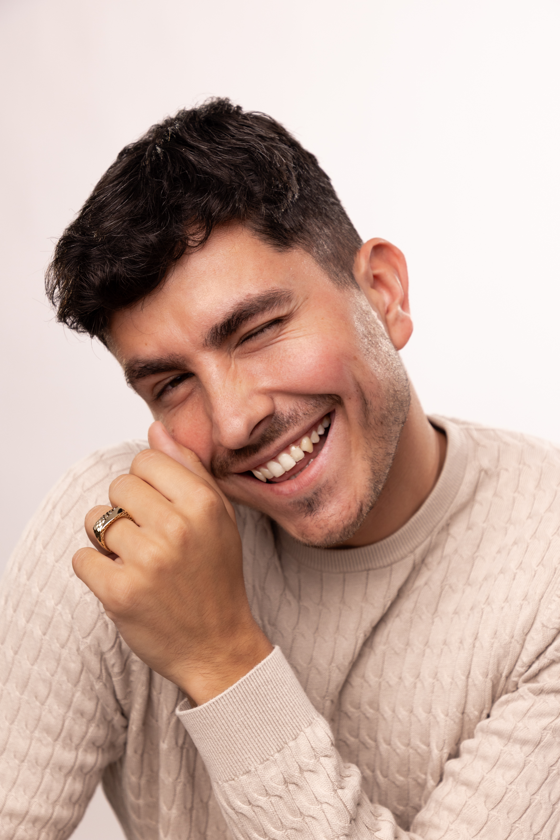 Sygnet złoty męski z dekoracyjną koroną, rozmiar 19, próba 585