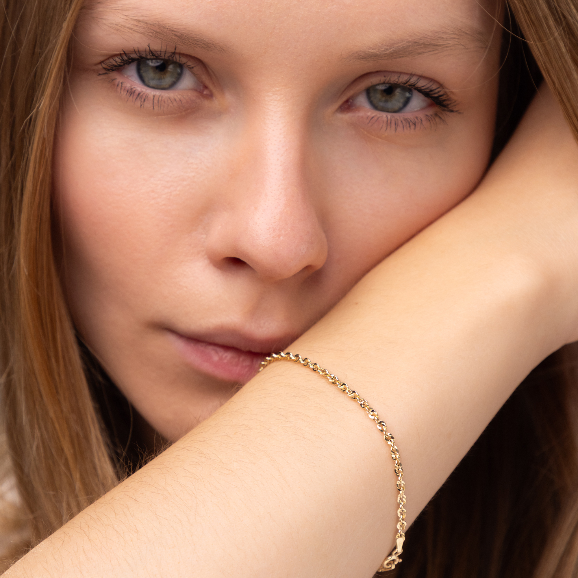 Damska bransoleta złota o splocie korda diamentowana, długość 19 cm, próba 585