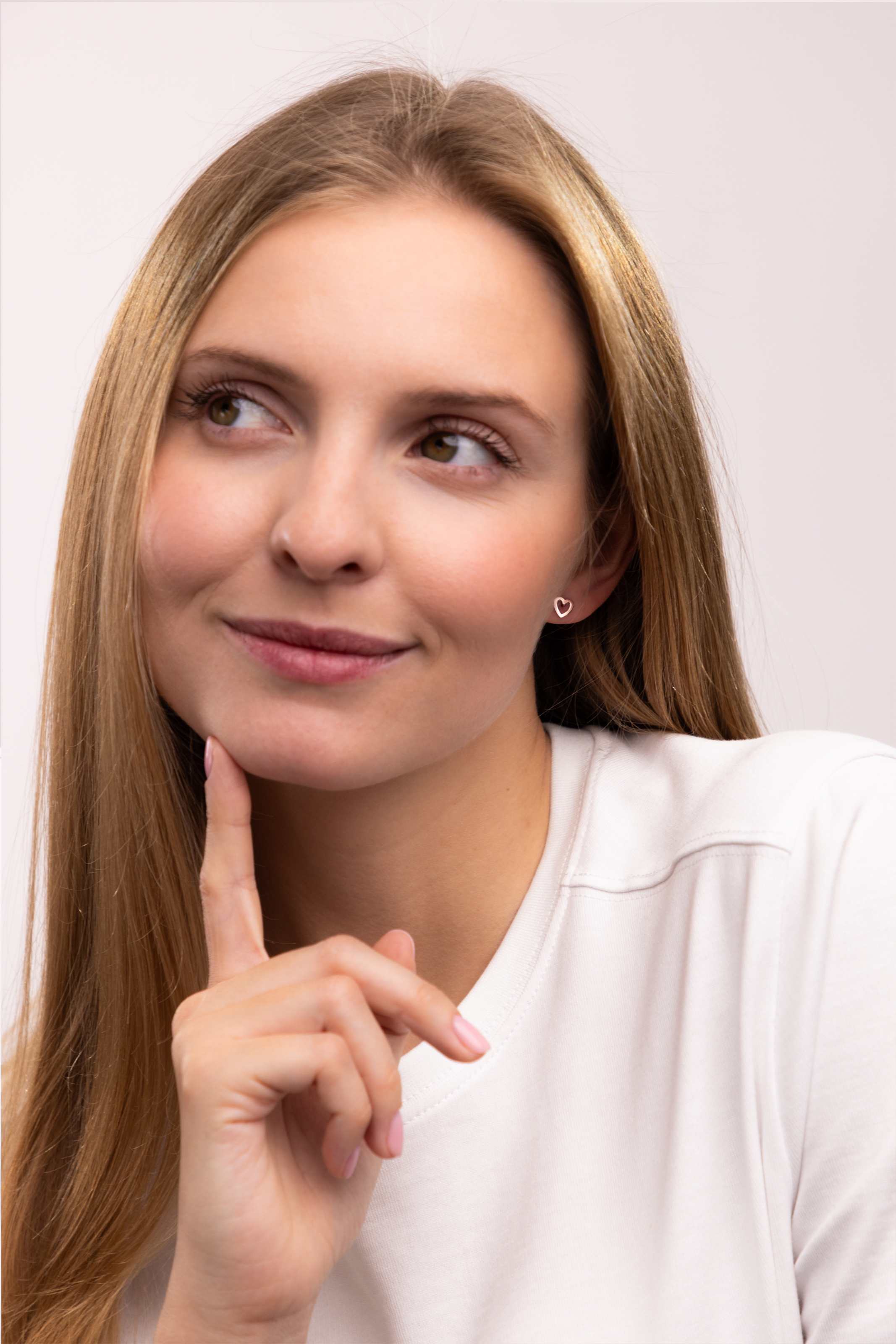 Ażurowe kolczyki sztyfty z różowego złota w kształcie serca, próba 585