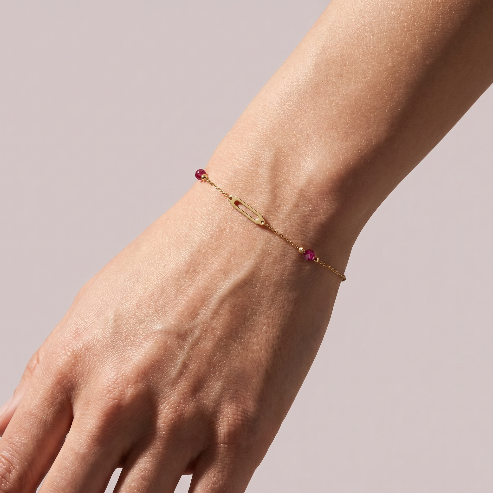 Bransoleta złota z naturalnymi rubinami, próba 585