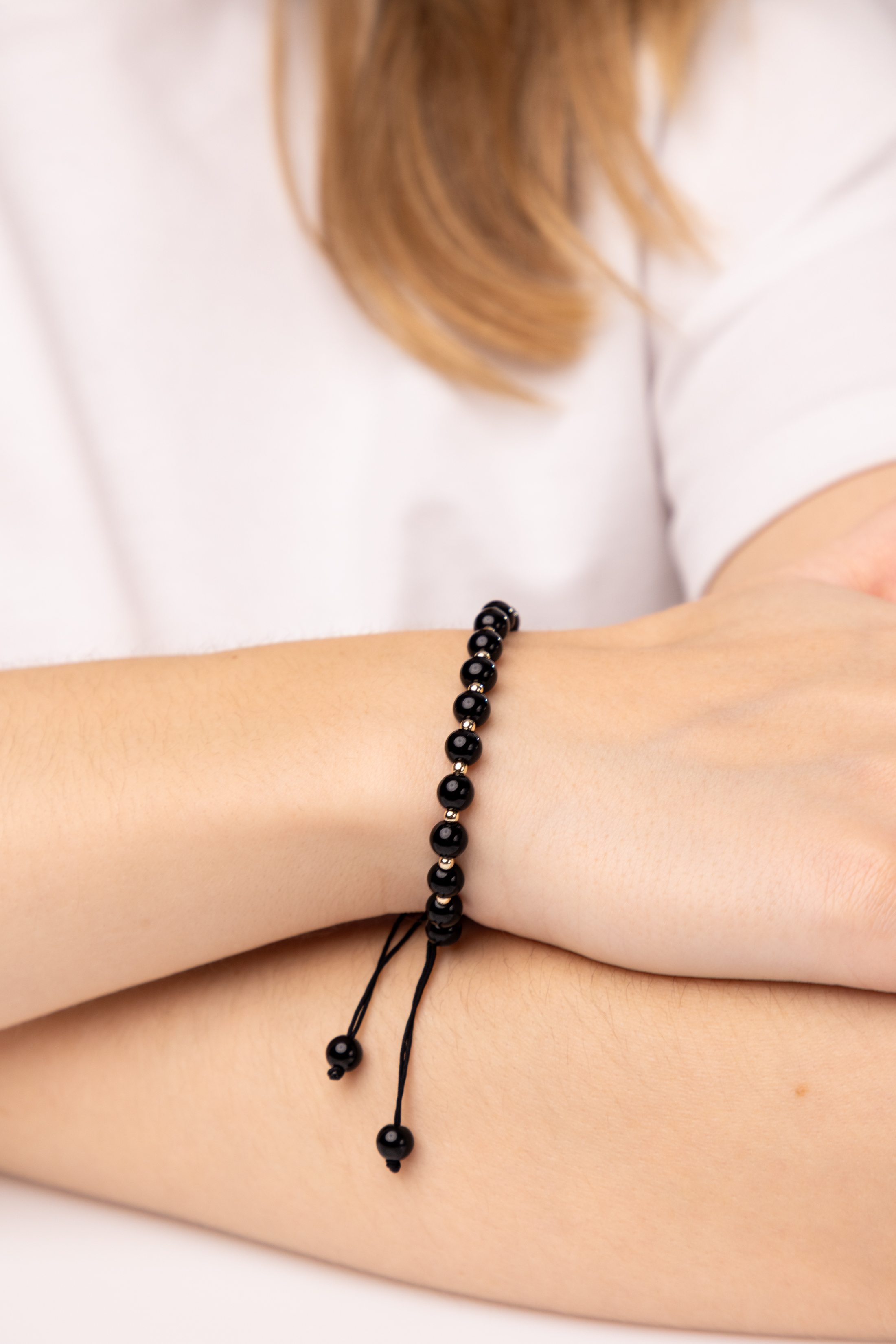 Bransoleta z hematytami i złotymi kulkami, próba 585