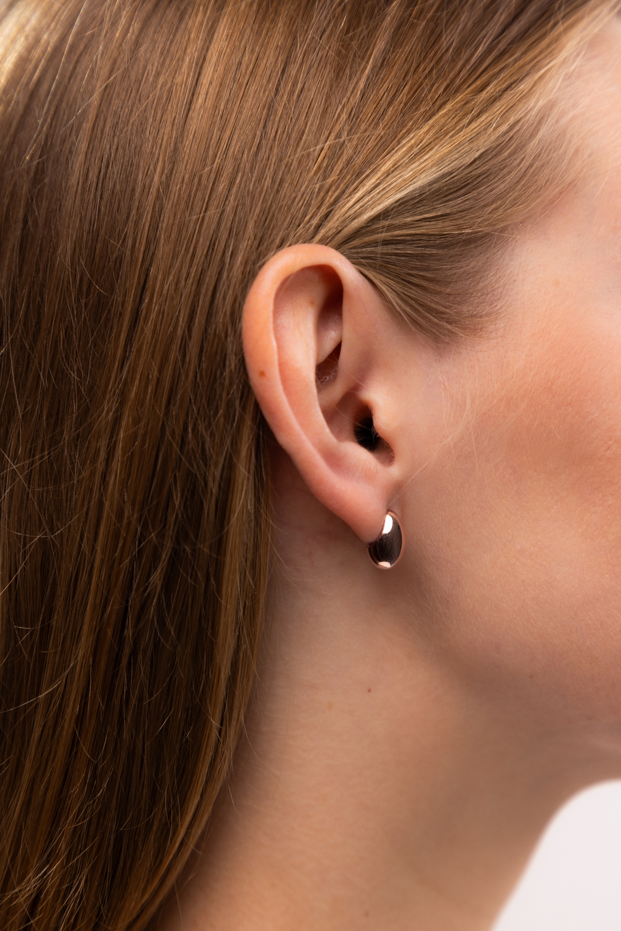 Gładkie kolczyki sztyfty z różowego złota, próba 585