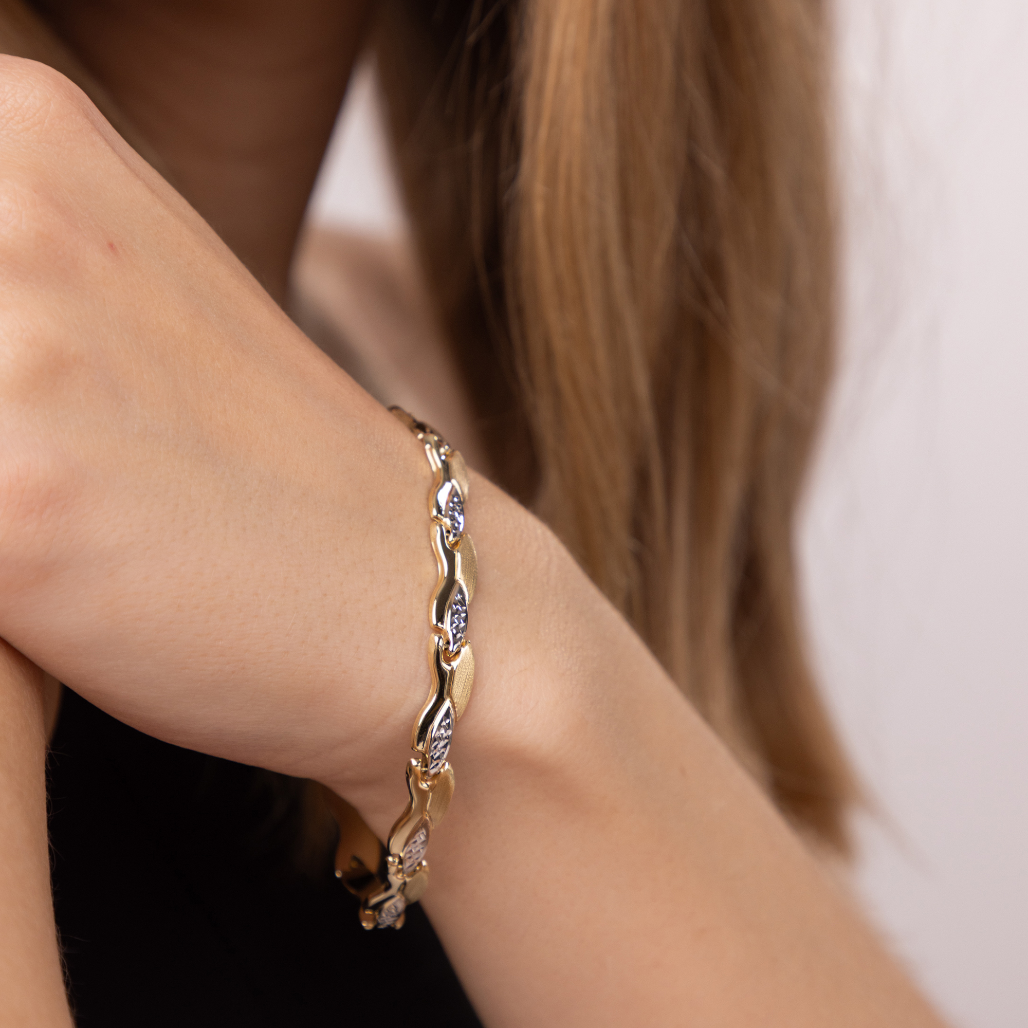 Bransoleta złota damska, długość 19 cm, próba 585