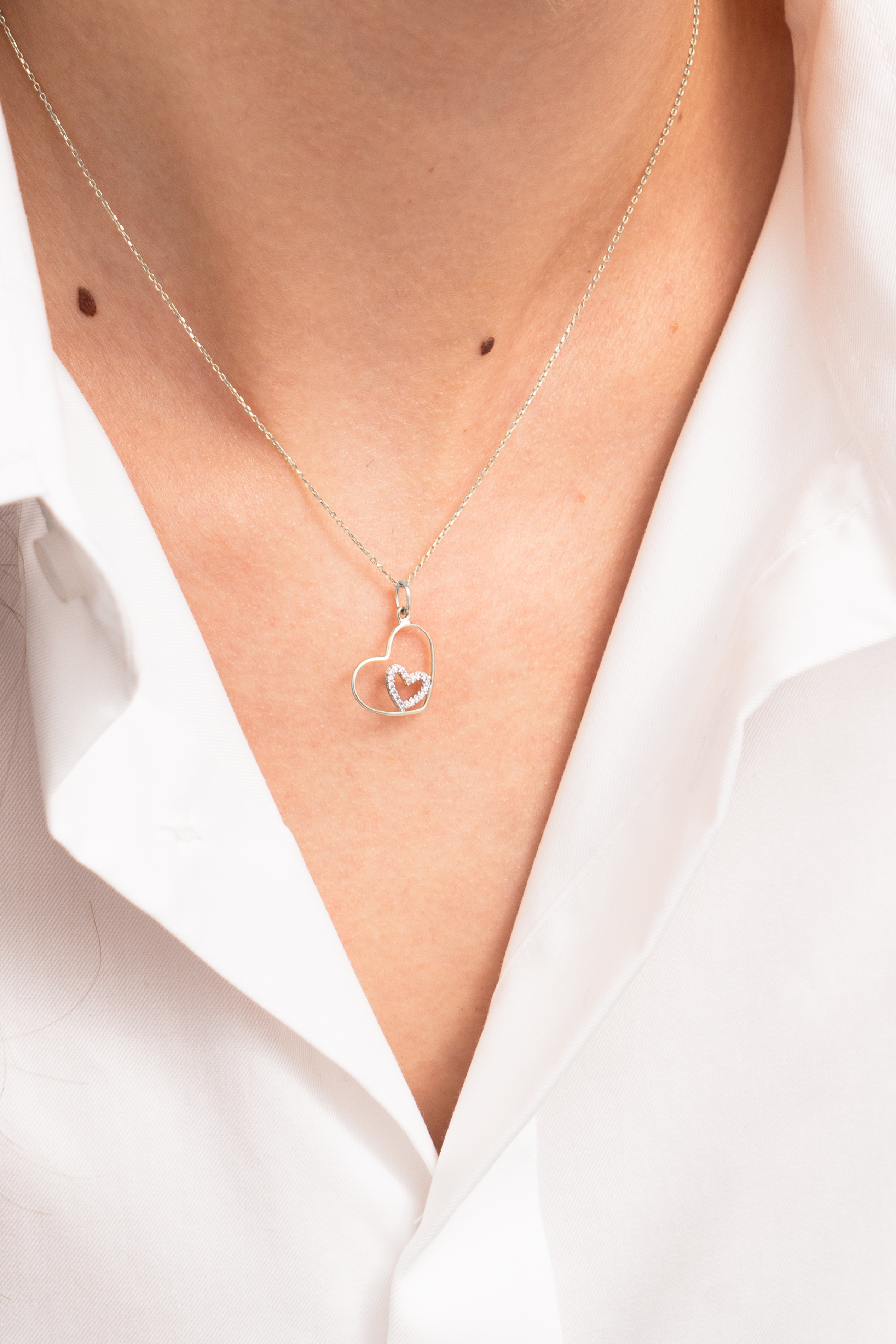 Zawieszka z białego złota dwa serca, próba 585