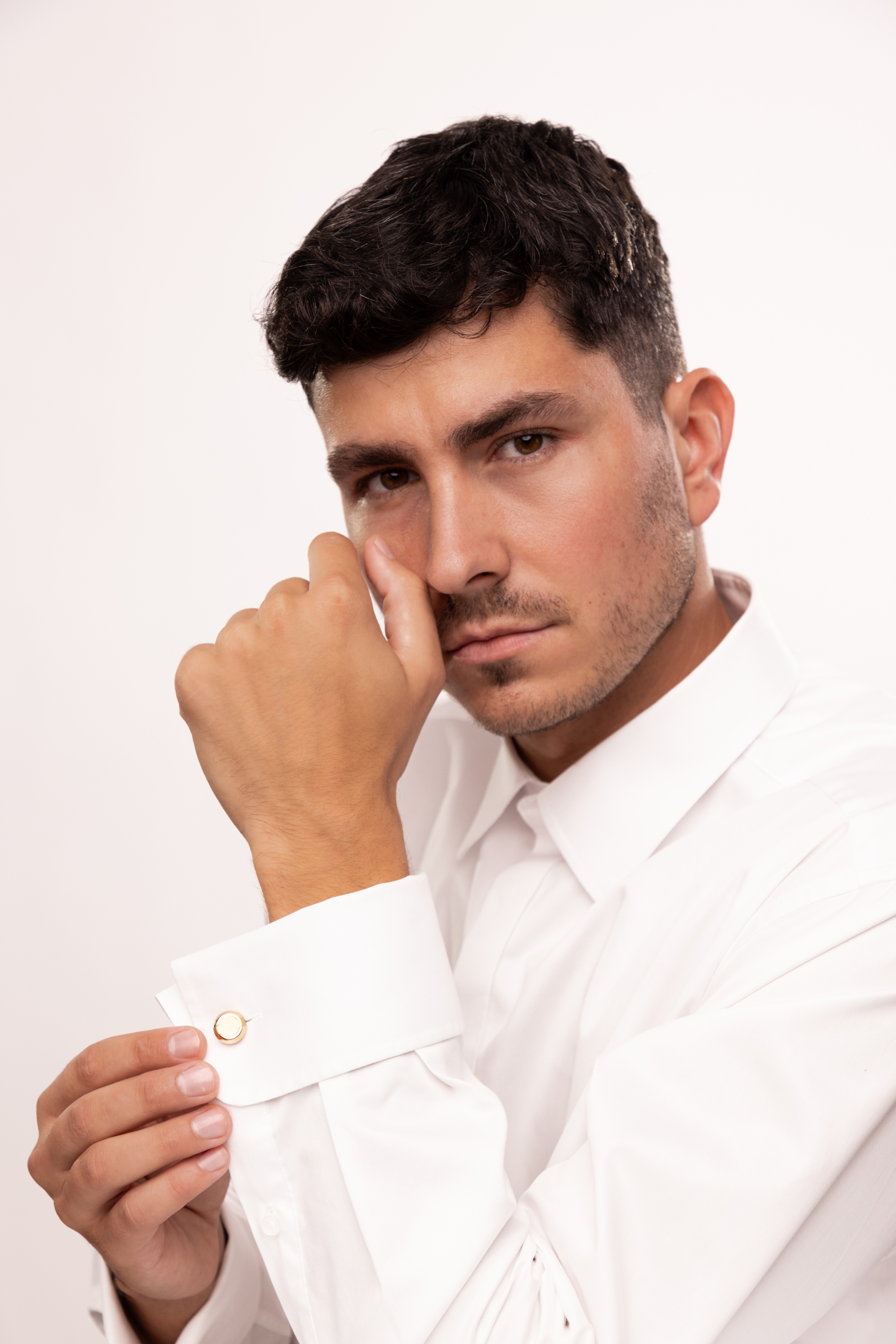 Okrągłe złote spinki do makietów, próba 585