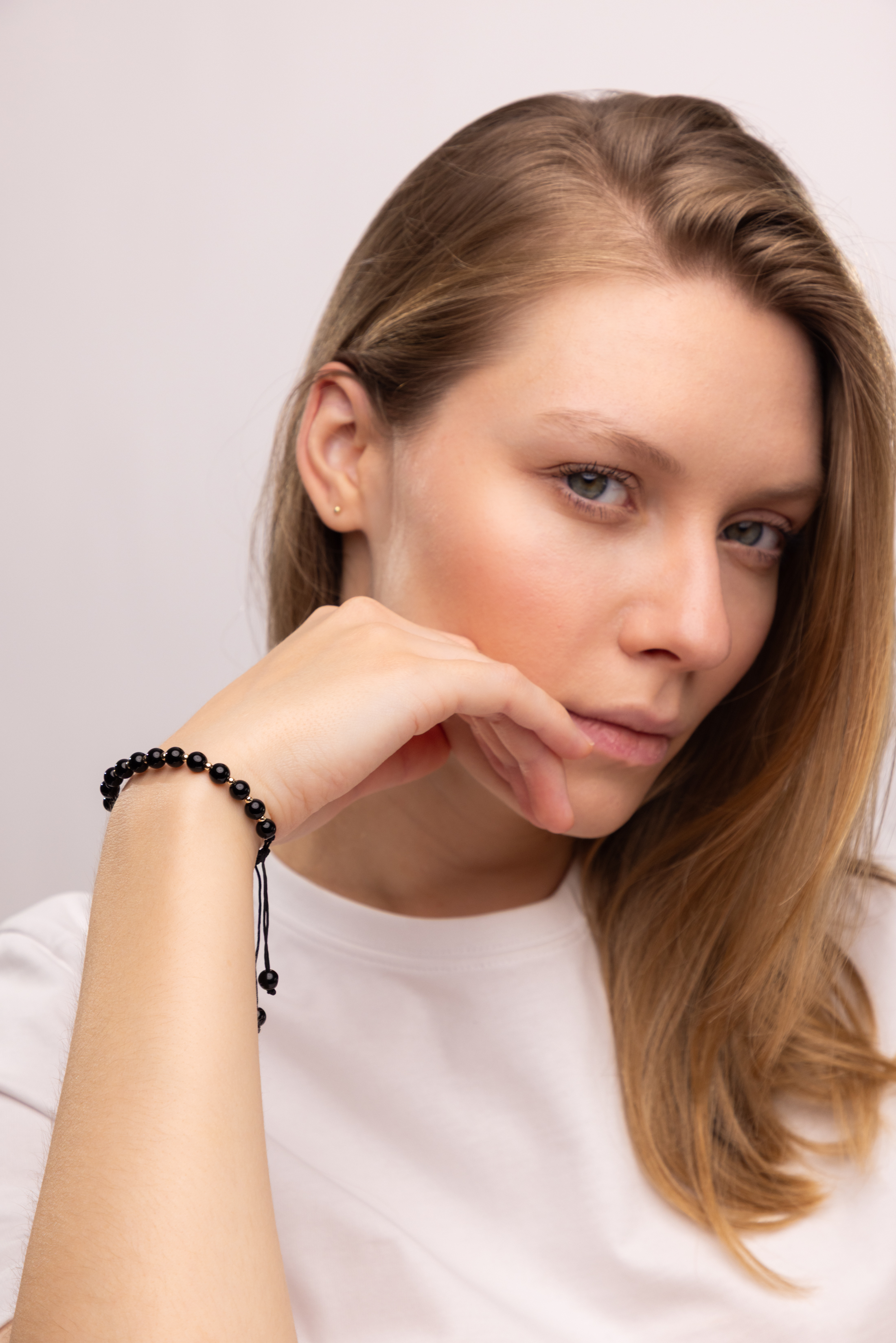 Bransoleta z hematytami i złotymi kulkami, próba 585