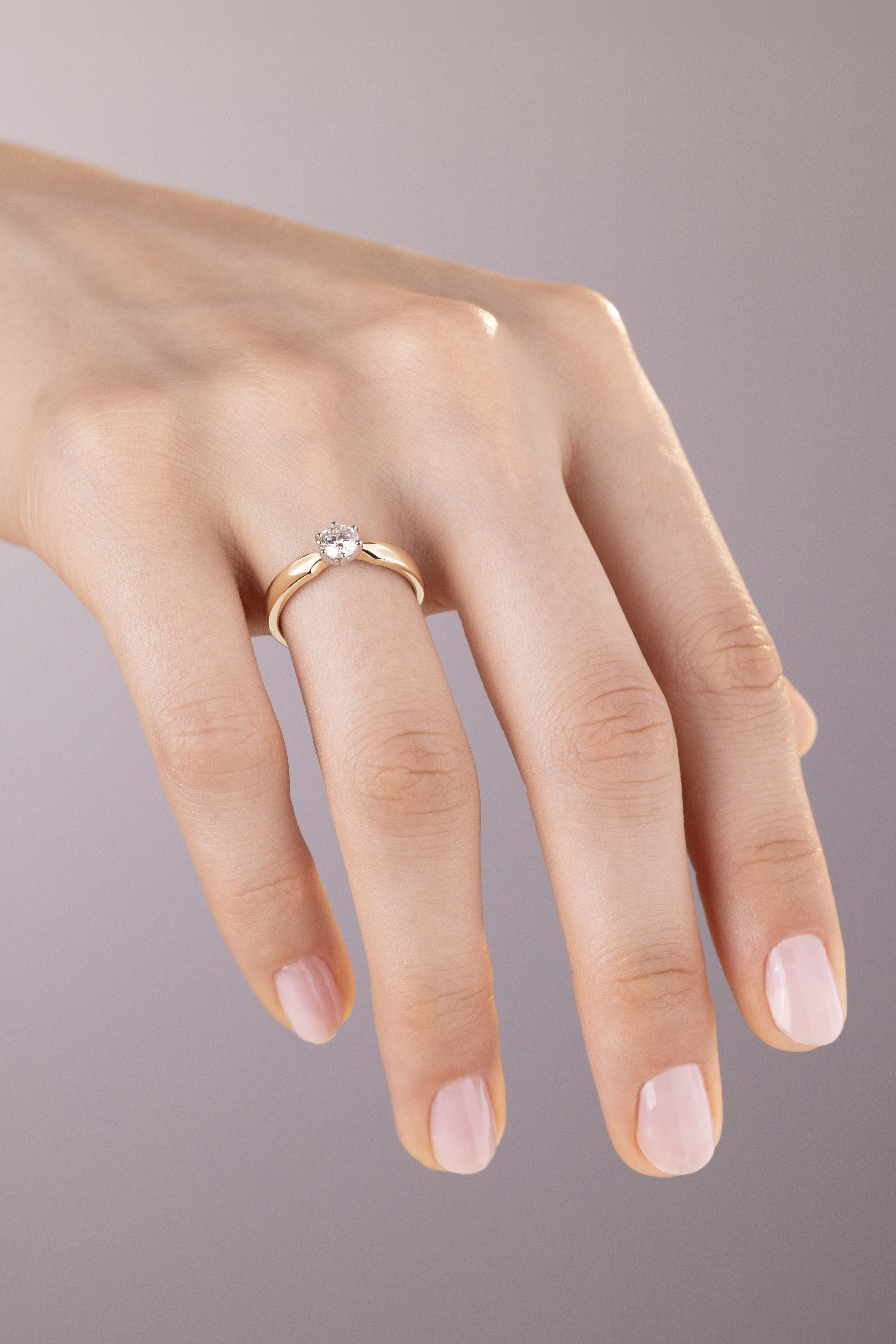 Urzekający pierścionek złoty z brylantem naturalnym 0.4ct IGI, próba 585