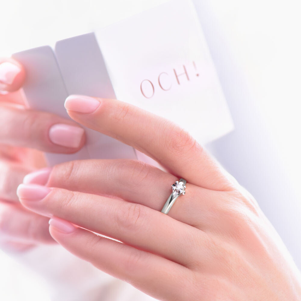 Pierścionek z białego złota z diamentem naturalnym 0.04ct, pr. 585