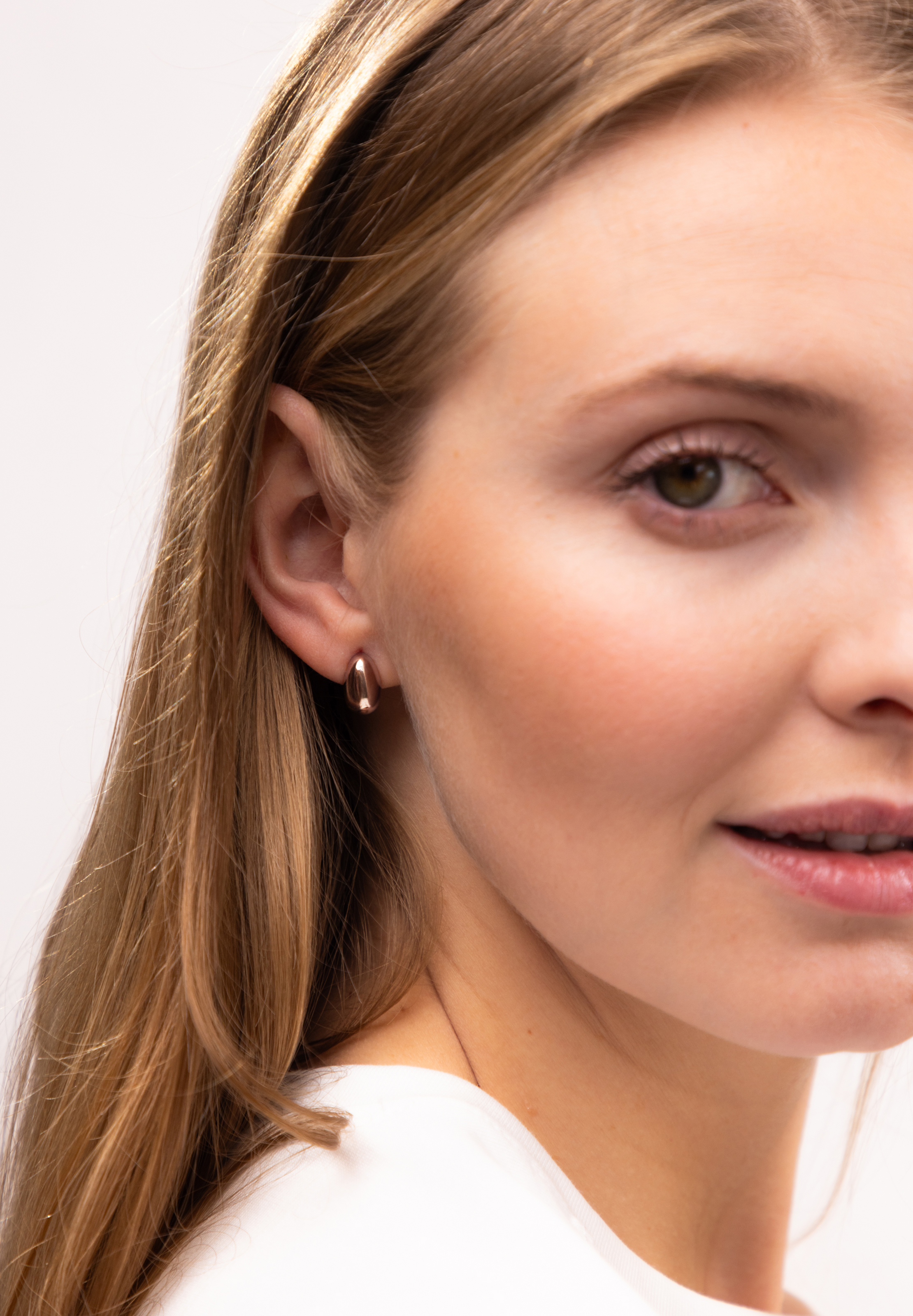 Gładkie kolczyki sztyfty z różowego złota, próba 585