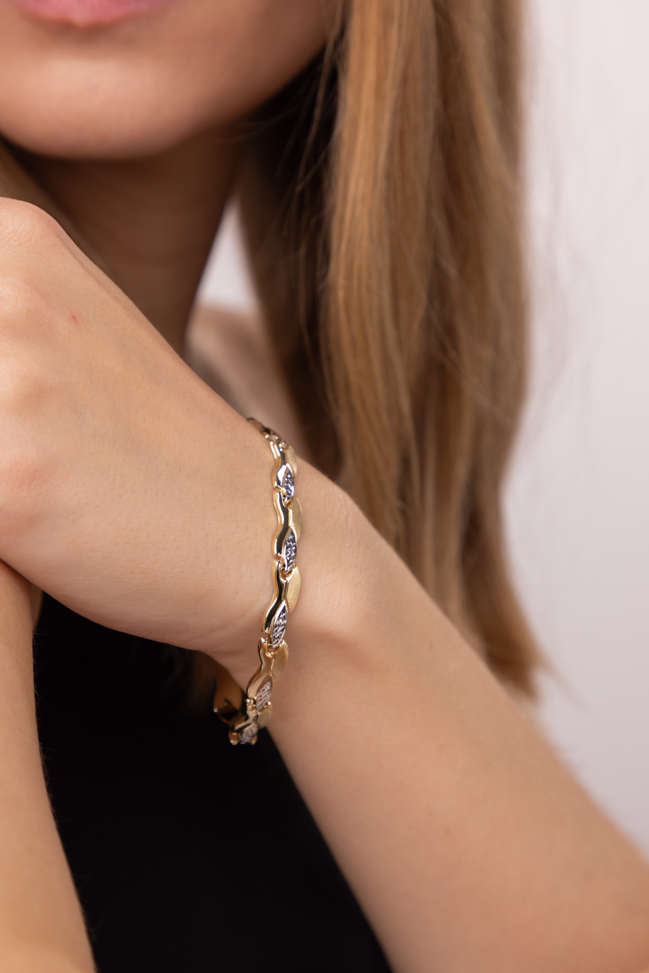 Bransoleta złota damska, długość 19 cm, próba 585