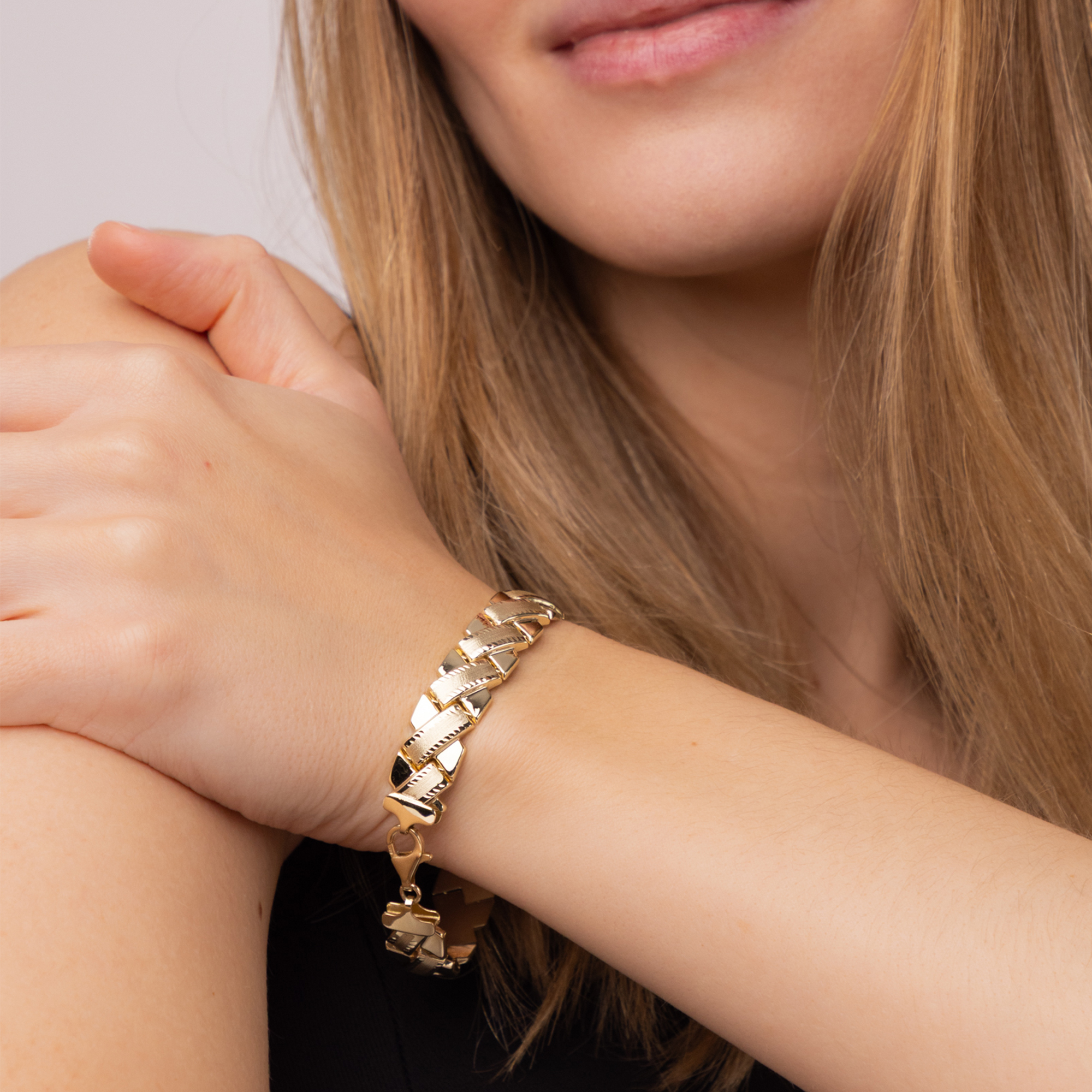 Bransoleta złota szeroka, długość 19,5 cm, próba 585